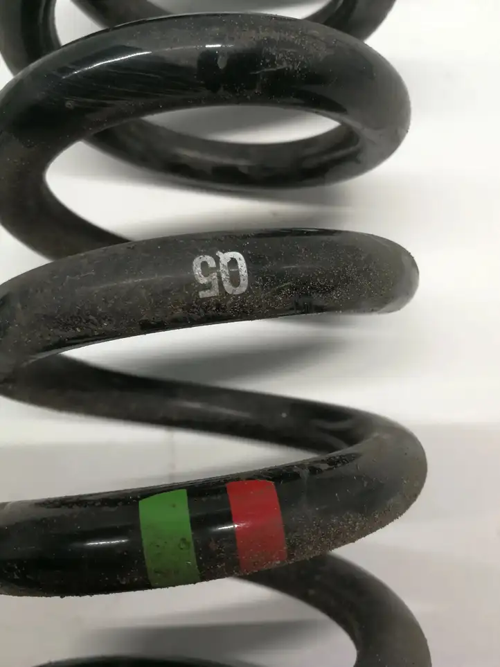 Mercedes-Benz E W212 (2009 - 2016)   Пружина