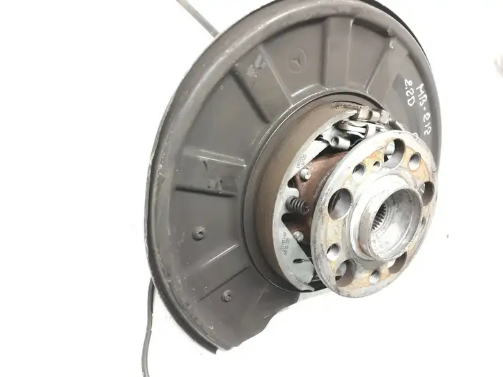 Mercedes-Benz E W212 (2009 - 2016)   Ступица