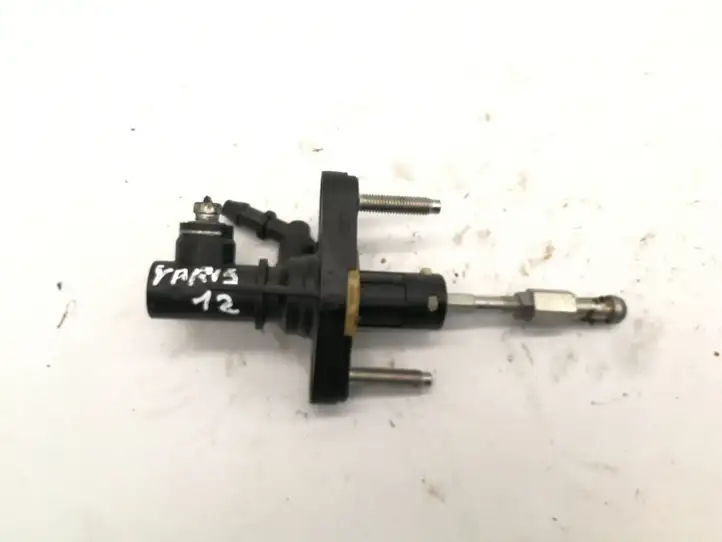 Toyota Yaris (2009 - 2012)   Рабочий цилиндр сцепления