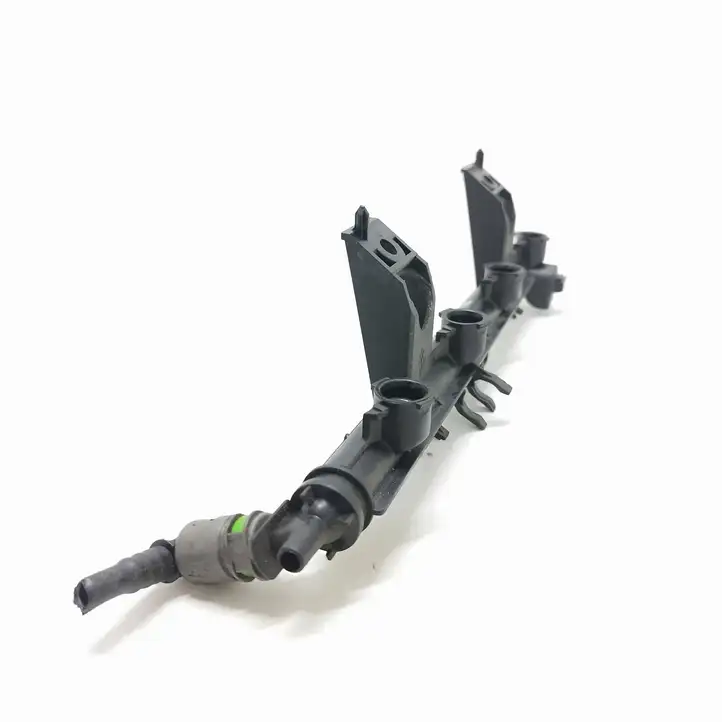 Dacia Sandero (2008 - 2012) 8200367230 Магистральная топливная трубка — фото 2