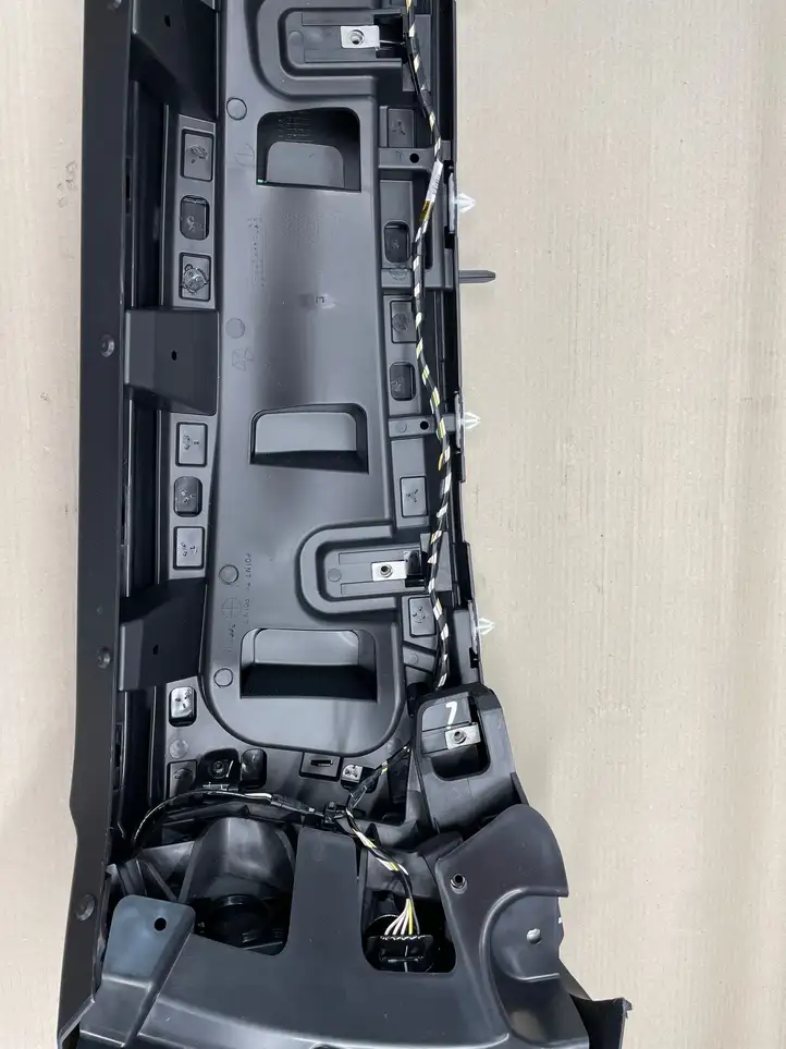 Jeep Gladiator (2019 - ) 6CE75TZZAH Передняя колесная арка — фото 14