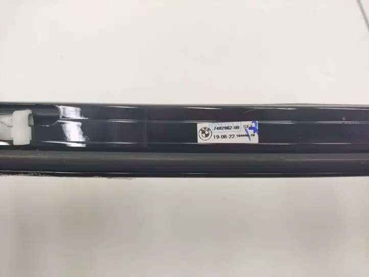 BMW 2 G42 (2021 - ) 748286202 Молдинг заднего крыла — фото 4