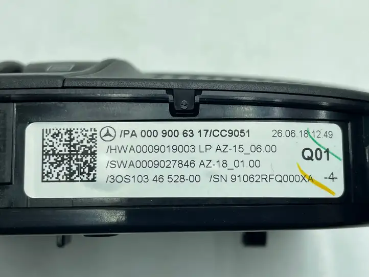 Mercedes-Benz E W213 (2016 - ) A0009006317 Включатель освещения интерьера — фото 7