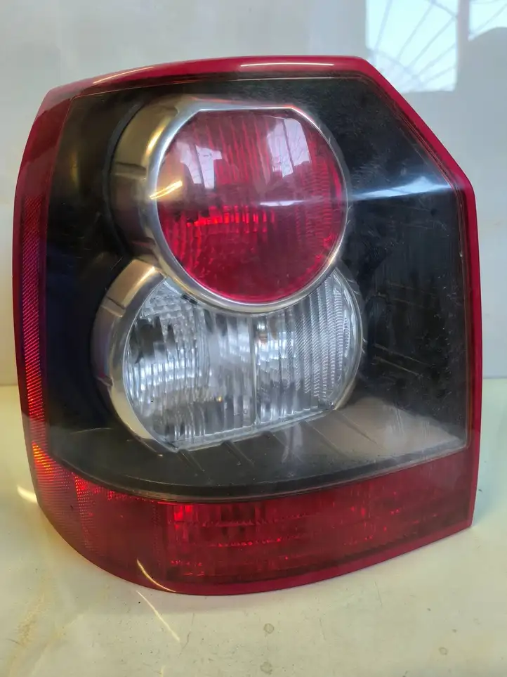 Land Rover Freelander 2 - LR2 (2006 - 2010) 9H5213405A Задний фонарь в кузове — фото 1