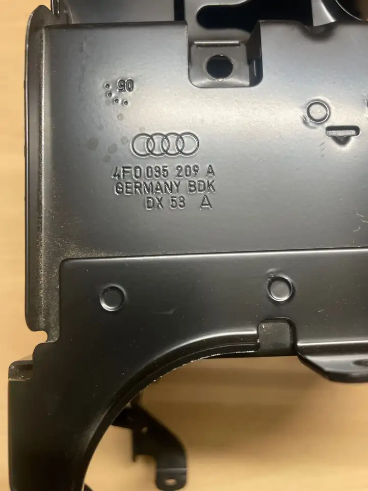Audi A6 S6 C6 4F (2004 - 2008) 4F0035209A Кронштейн усилителя звука — фото 2