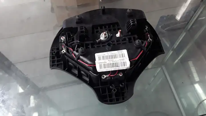 Peugeot 308 (2007 - 2013) 96810154ZD Подушка безопасности руля — фото 3