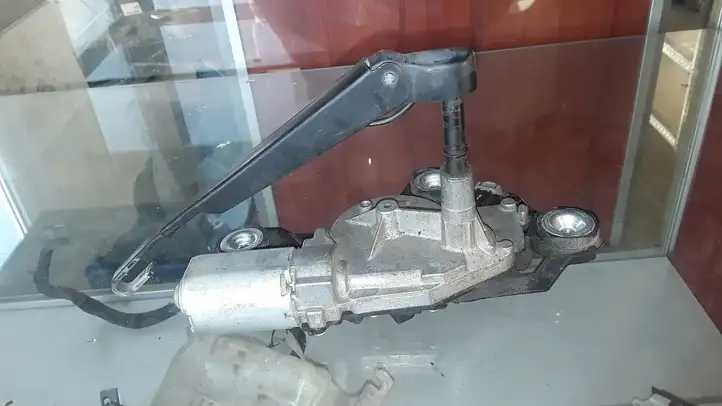 Ford Focus C-MAX (2003 - 2010) 0390201814 Двигатель стеклоочистителя заднего стекла — фото 2
