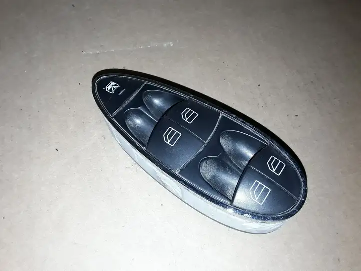 Mercedes-Benz E W211 (2002 - 2009) Блок кнопок стеклоподъемников — фото 1