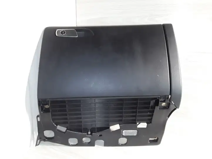 Audi A4 S4 B8 8K (2007 - 2011) 8K18570356PS Бардачок в сборе — фото 1