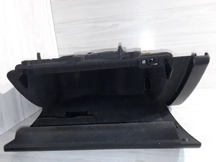 Audi A4 S4 B8 8K (2007 - 2011) 8K18570356PS Бардачок в сборе — фото 2