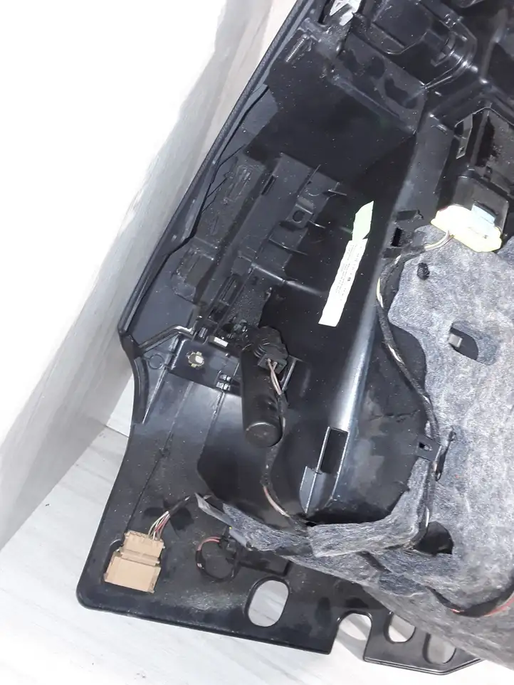 Audi A4 S4 B8 8K (2007 - 2011) 8K18570356PS Бардачок в сборе — фото 6