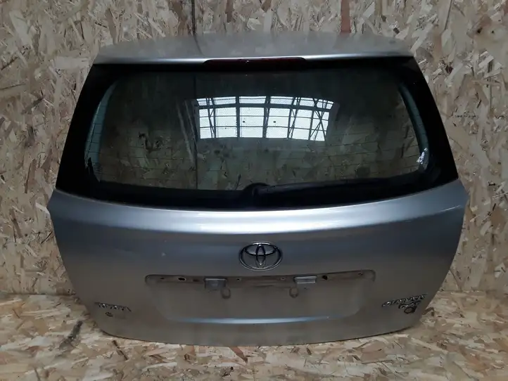 Toyota Avensis T250 (2003 - 2006) Крышка багажника — фото 1