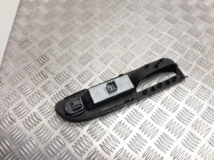 Volkswagen PASSAT B6 (2005 - 2010) 1K4959857 Блок кнопок стеклоподъемников — фото 2