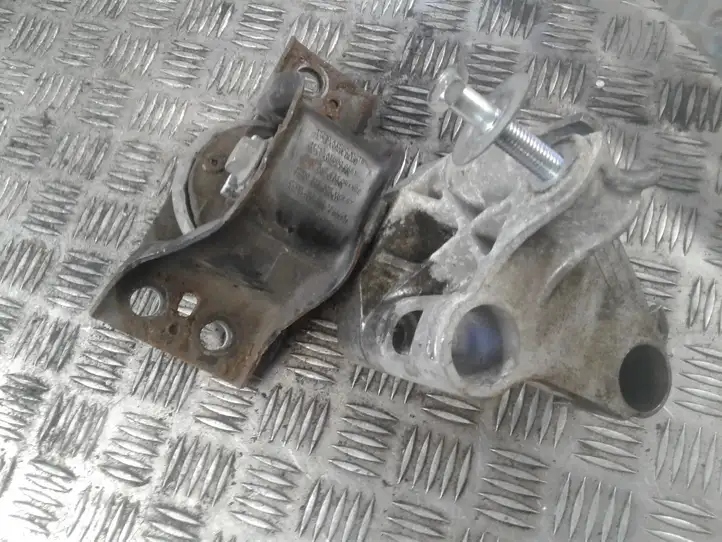 Nissan Note (E11) (2006 - 2014) 11210AX600 Опора двигателя — фото 2