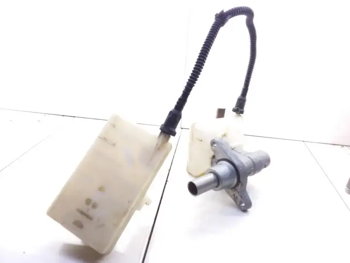 Citroen C4 I Picasso (2006 - 2013) 9654002180 Главный тормозной цилиндр — фото 3