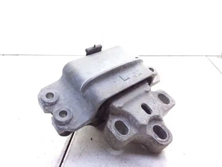 Volkswagen Touran I (2003 - 2010) 1K0199555 Опора двигателя — фото 4