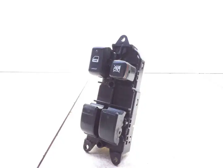 Toyota Corolla Verso E121 (2001 - 2004) 8404013060 Кнопка стеклоподъемников — фото 2