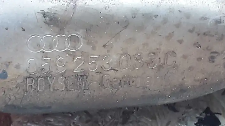 Audi A4 S4 B6 8E 8H (2000 - 2006) 059253033C Головка блока цилиндров — фото 2