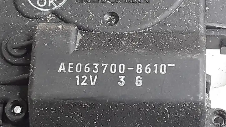 Toyota Avensis T250 (2003 - 2006) AE0637008610 Двигатель задвижки потока воздуха — фото 3
