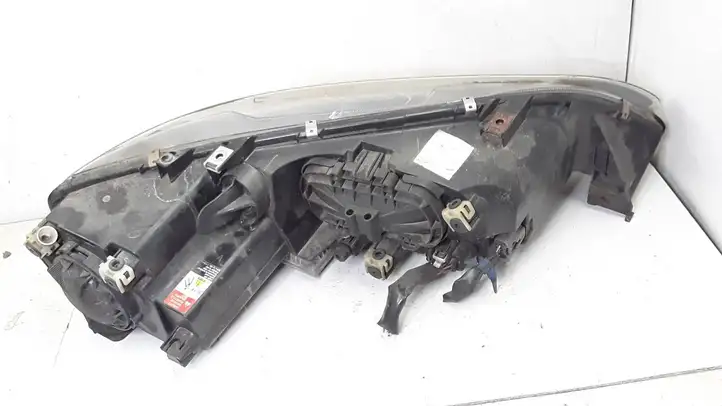 Mazda 6 (2005 - 2007) F014003906 Передняя фара — фото 2
