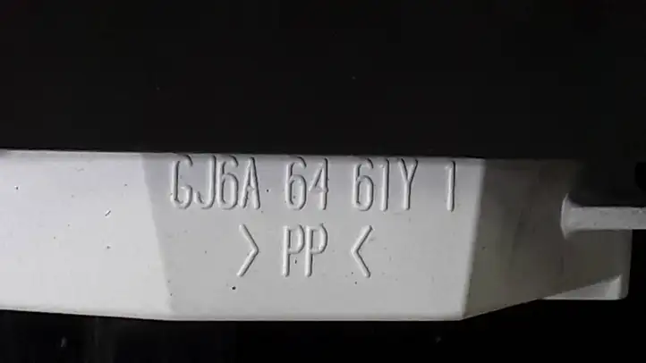 Mazda 6 (2005 - 2007) GJ6A6461Y Передняя пепельница — фото 4