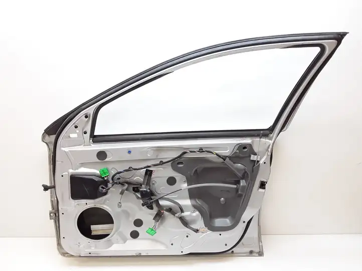 Volvo S60 (2004 - 2010) Дверь — фото 2