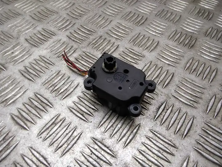 Peugeot 308 (2007 - 2013) F663746XD Двигатель задвижки потока воздуха — фото 4
