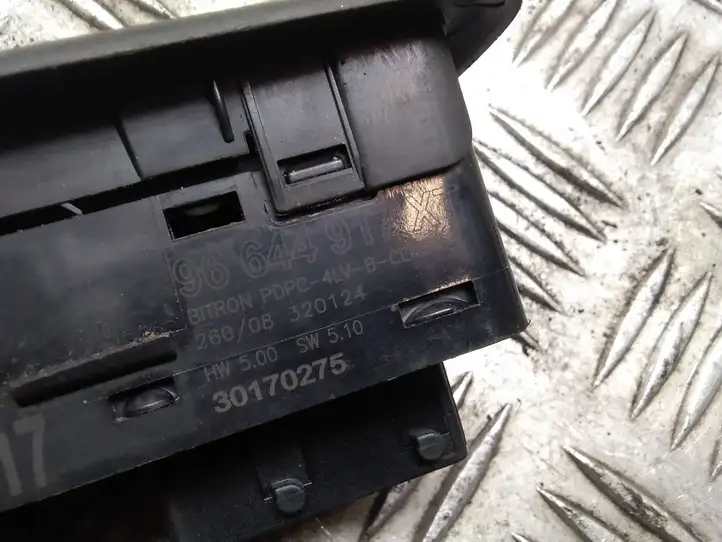 Peugeot 308 (2007 - 2013) 96644917XT Блок кнопок стеклоподъемников — фото 2