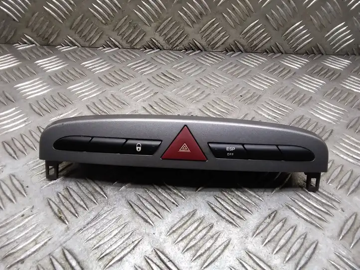 Peugeot 308 (2007 - 2013) 9659215177 Включатель аварийных фонарей — фото 1