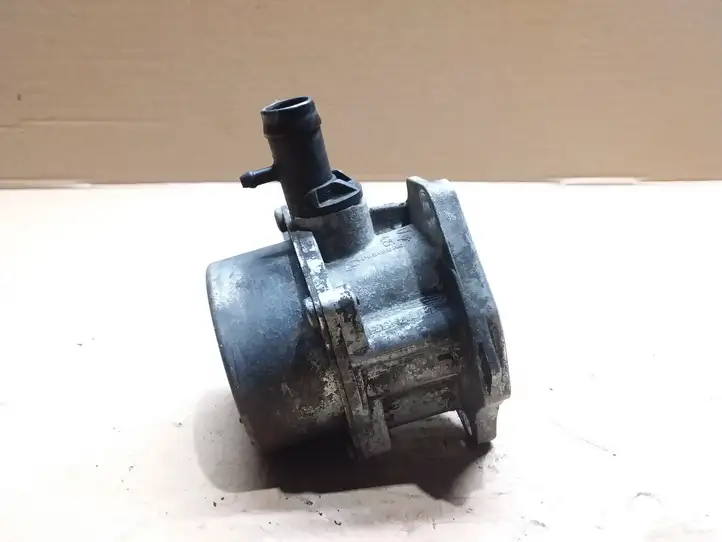 Renault Kangoo II (2008 - 2014) 8201005306B Вакуумный насос — фото 4