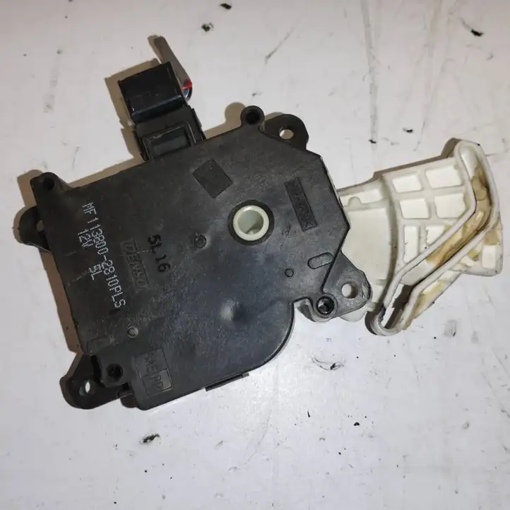 Toyota Avensis T270 (2009 - 2012) mf1138002810pls Двигатель задвижки потока воздуха — фото 3