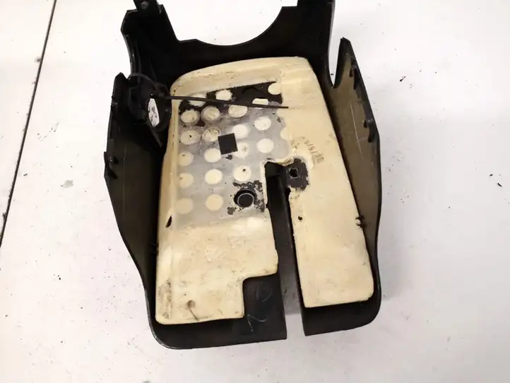 Volkswagen Jetta V (2005 - 2010) 1k0858559a Обшивка рулевой колонки — фото 2