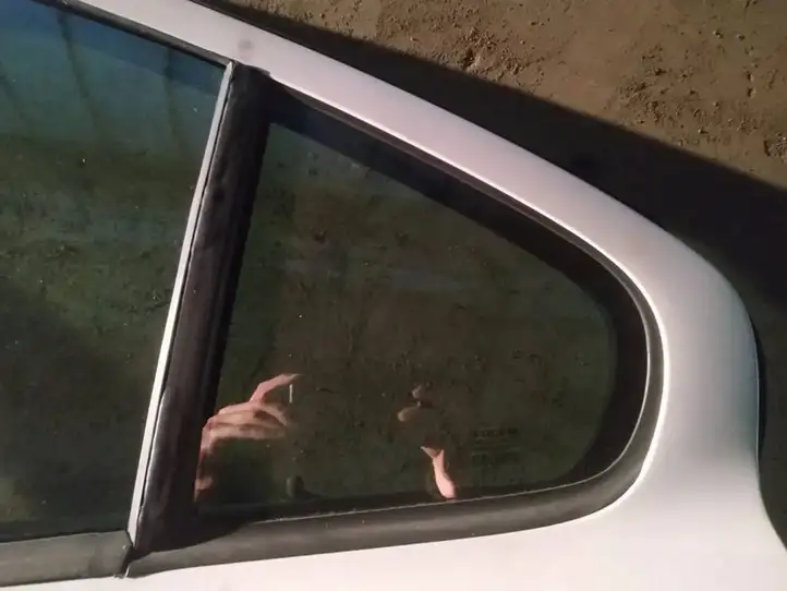 Volvo S60 (2000 - 2004) Форточка двери — фото 3
