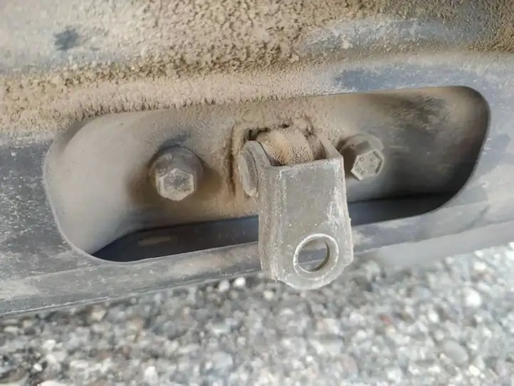 Nissan Almera (2000 - 2006) Ограничитель задней двери — фото 3