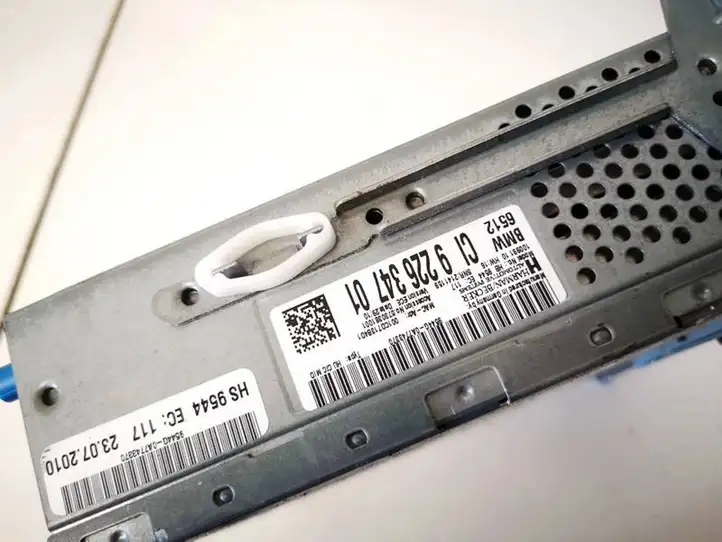 BMW 3 E90 E91 (2005 - 2012) 922634701 CD/DVD чейнджер — фото 4