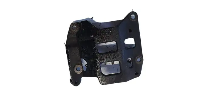 Toyota Corolla Verso E121 (2004 - 2007) 246280497 Кронштейн генератора — фото 2