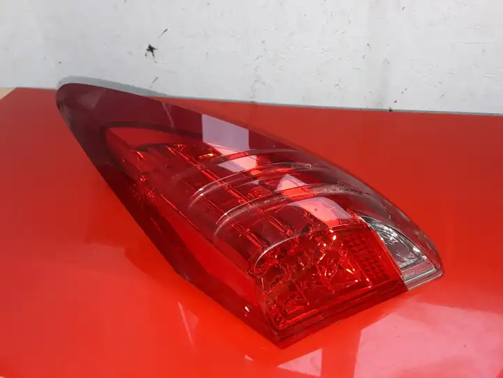 Honda Civic IX (2011 - 2017) 3350ATV0E002 Задний фонарь в кузове — фото 1
