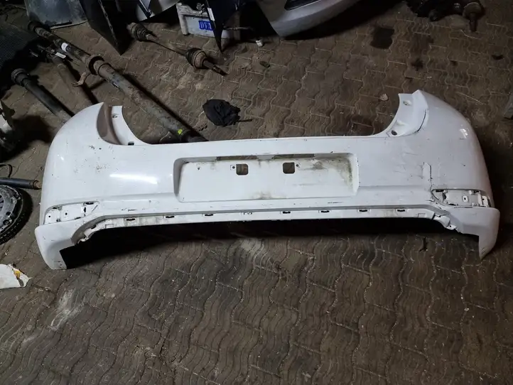 Toyota Auris E180 (2012 - 2018) Задний бампер — фото 1