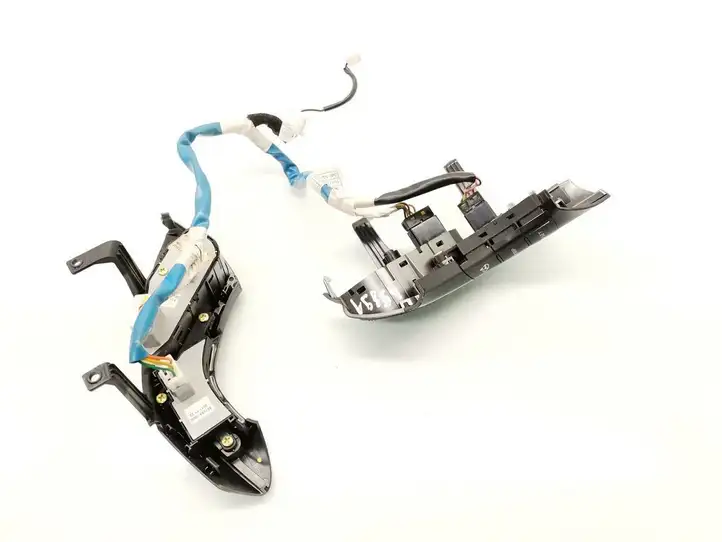 Hyundai i30 (2007 - 2012) 96710-A6750RDR Кнопки на рулевом колесе — фото 4