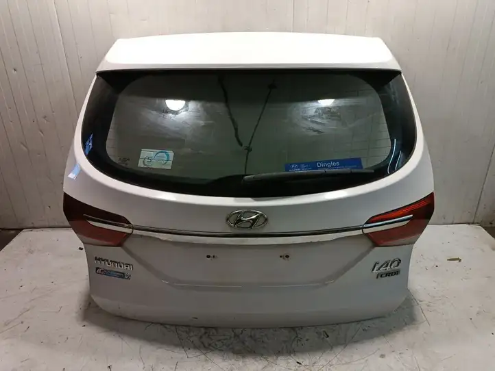 Hyundai i40 (2015 - ) Крышка багажника — фото 1