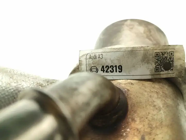 Audi A3/S3 8V (2012 - 2016) 04L131512D Охладитель клапана EGR — фото 7
