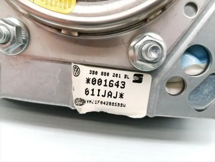 Volkswagen Sharan (2003 - 2010) 3B0880201BL Подушка безопасности руля — фото 5