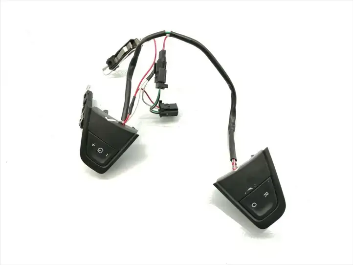 Renault Scenic III - Grand scenic III (2009 - 2016) 6078268 Кнопки на рулевом колесе — фото 1