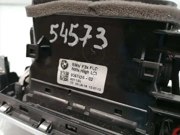 BMW 3 F30 F35 F31 (2012 - 2018) 9347436 Центральный воздушный дефлектор — фото 6