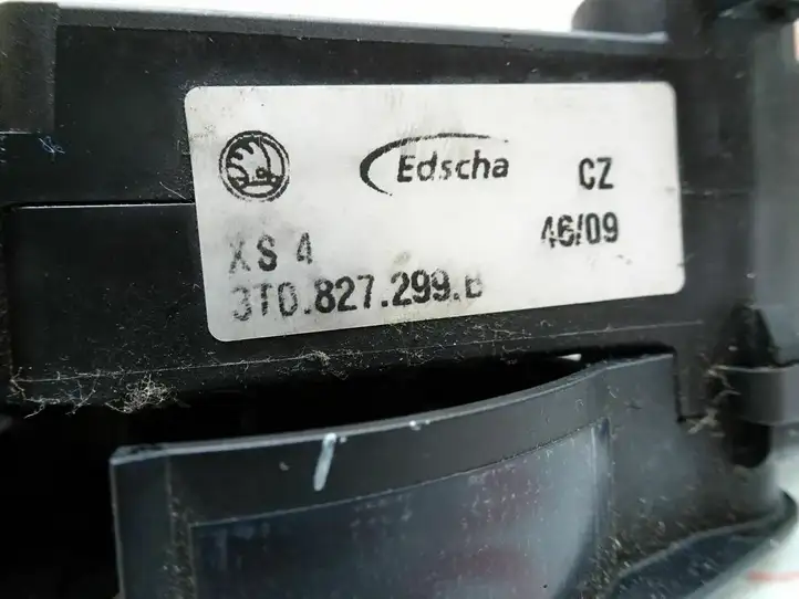 Skoda Superb B6 (3T) (2008 - 2015) 3T0827299B Замок крышки багажника — фото 5