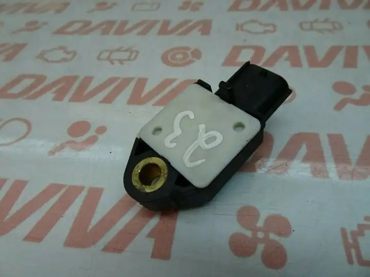 Toyota Avensis T250 (2006 - 2009) 89834-05020 Датчик удара SRS — фото 3