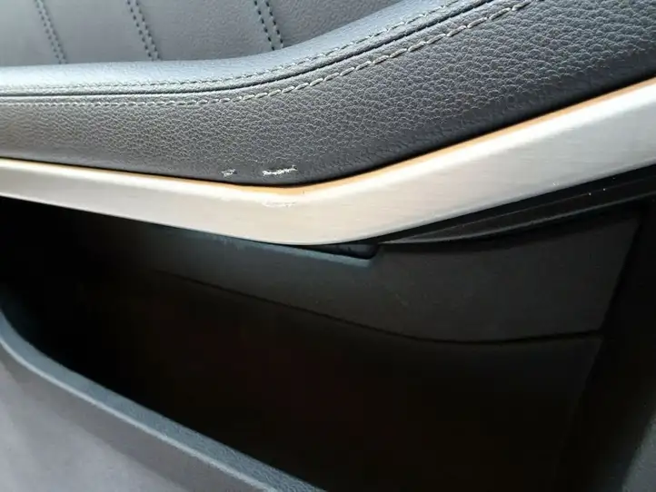 Mercedes-Benz E A207 (2010 - 2017) 2127201770 Обшивка задней двери — фото 4