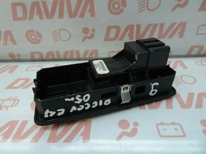 Land Rover Discovery 3 - LR3 (2004 - 2009) 080516-1 Блок кнопок стеклоподъемников — фото 3