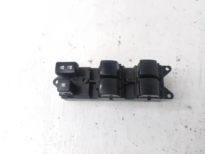 Mitsubishi Outlander (2012 - 2014) 8608A248 Кнопка стеклоподъемников — фото 1