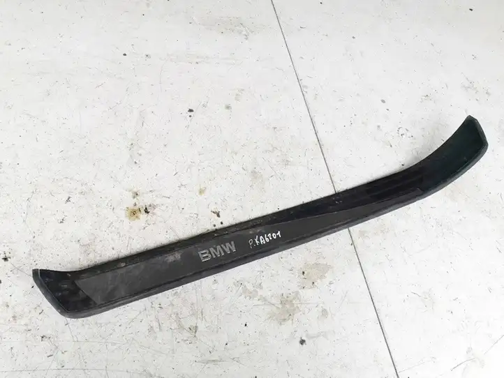 BMW 5 E60 E61 (2004 - 2010) 51477034303 Внутренняя отделка переднего порога — фото 1